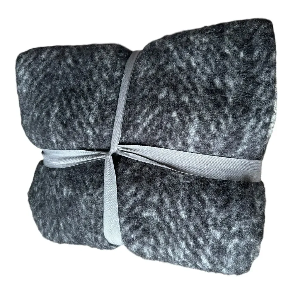 NWT West Elm Brushed Herringbone Throw Black /Cream 50”x70”